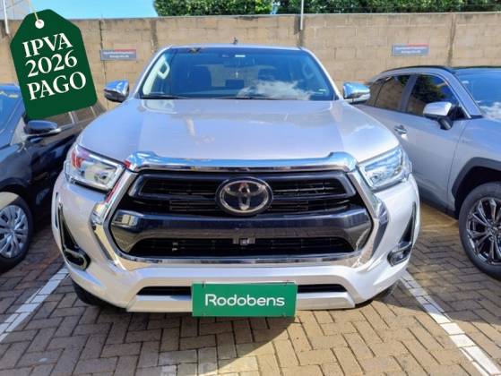 TOYOTA HILUX 2.8 D-4D TURBO DIESEL CD SRX PLUS 4X4 AUTOMÁTICO
